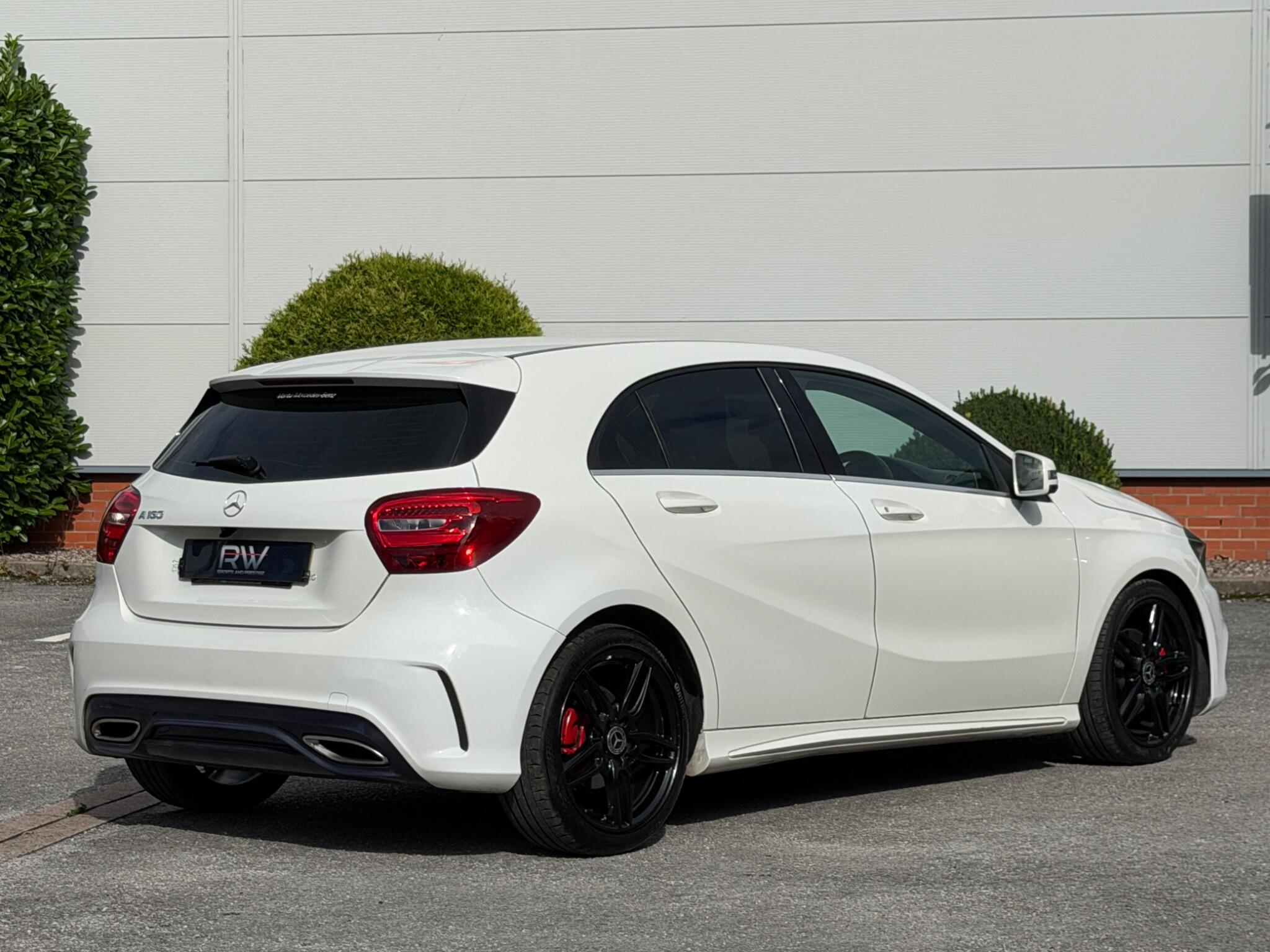 Mercedes-Benz A Class view 60