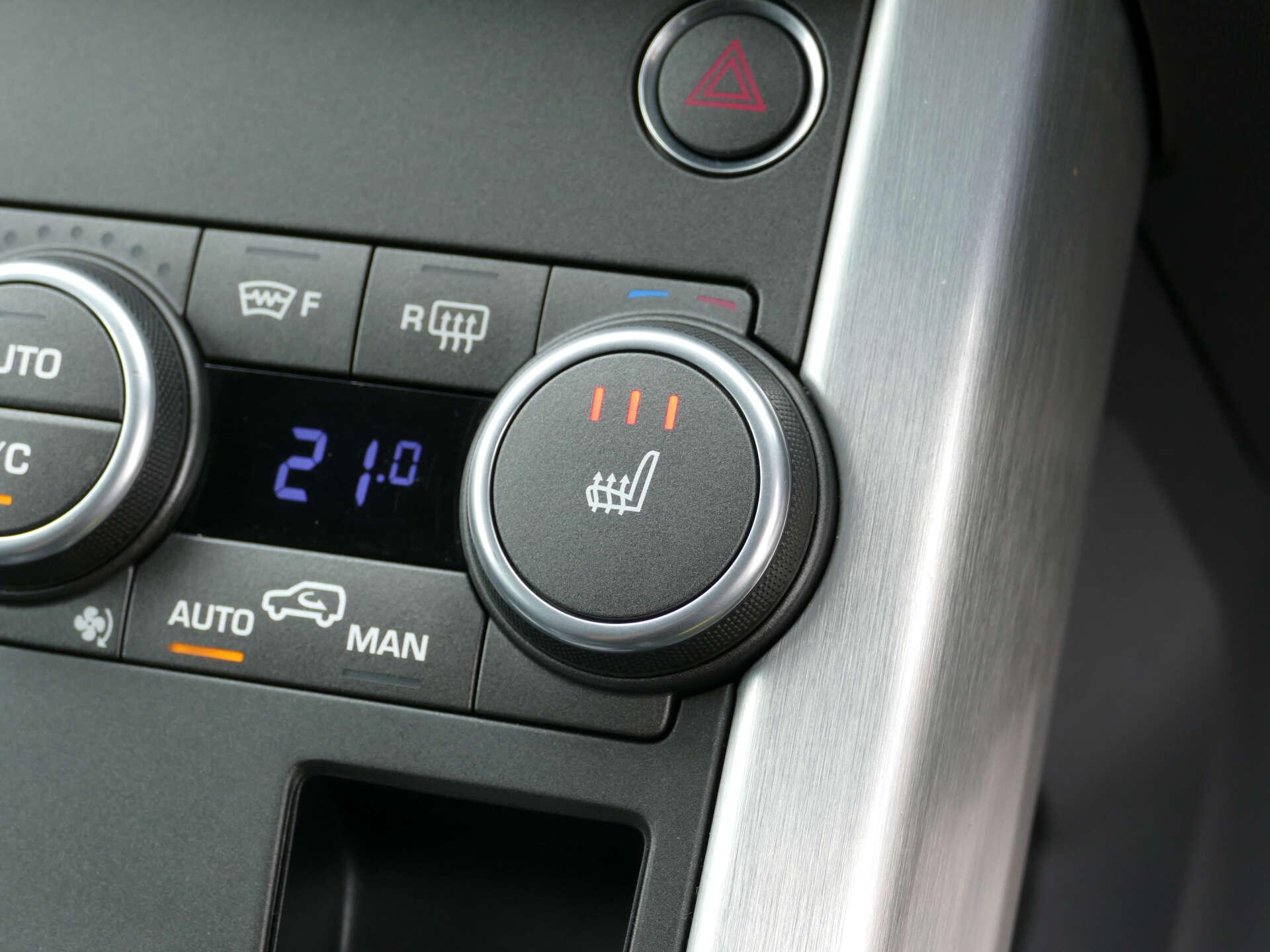Land Rover Range Rover Evoque view 40