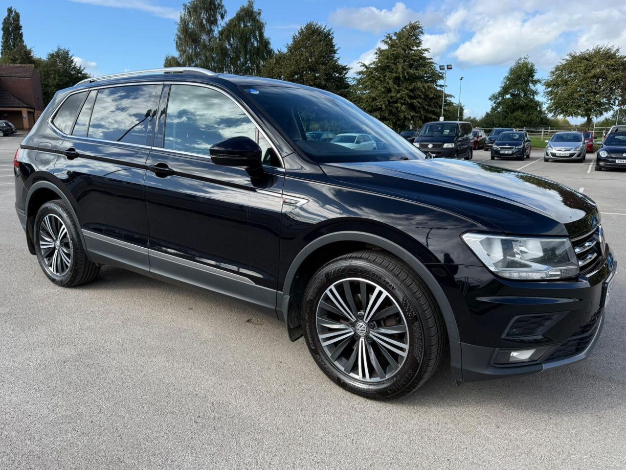 Volkswagen Tiguan Allspace view 16