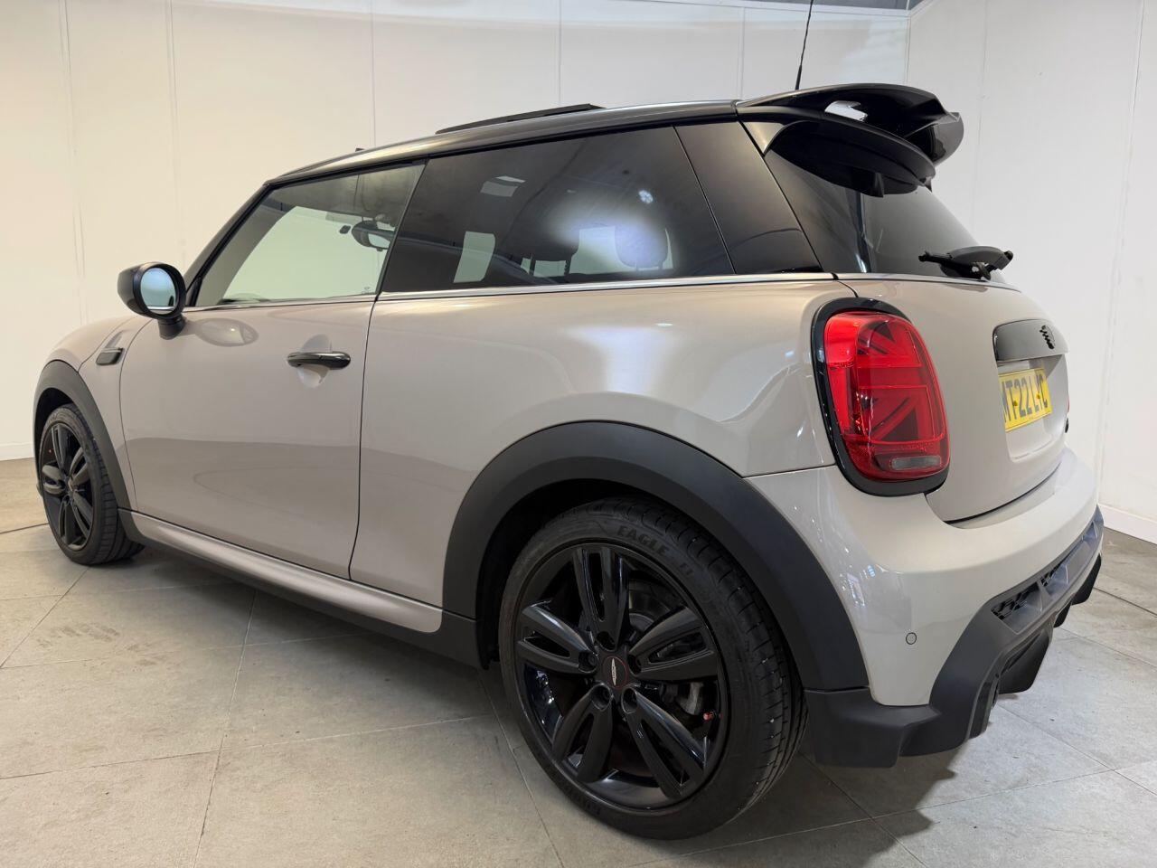 Mini Cooper view 56