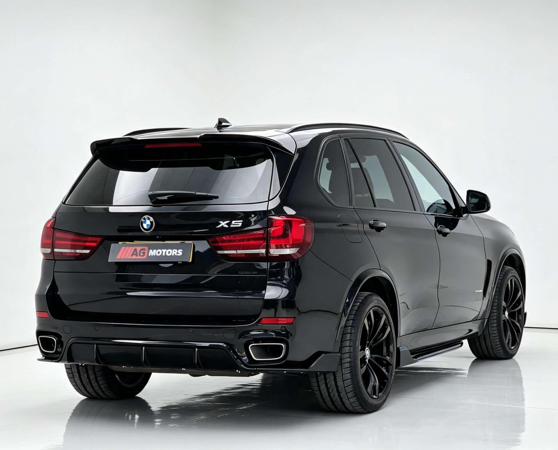 BMW X5 view 13