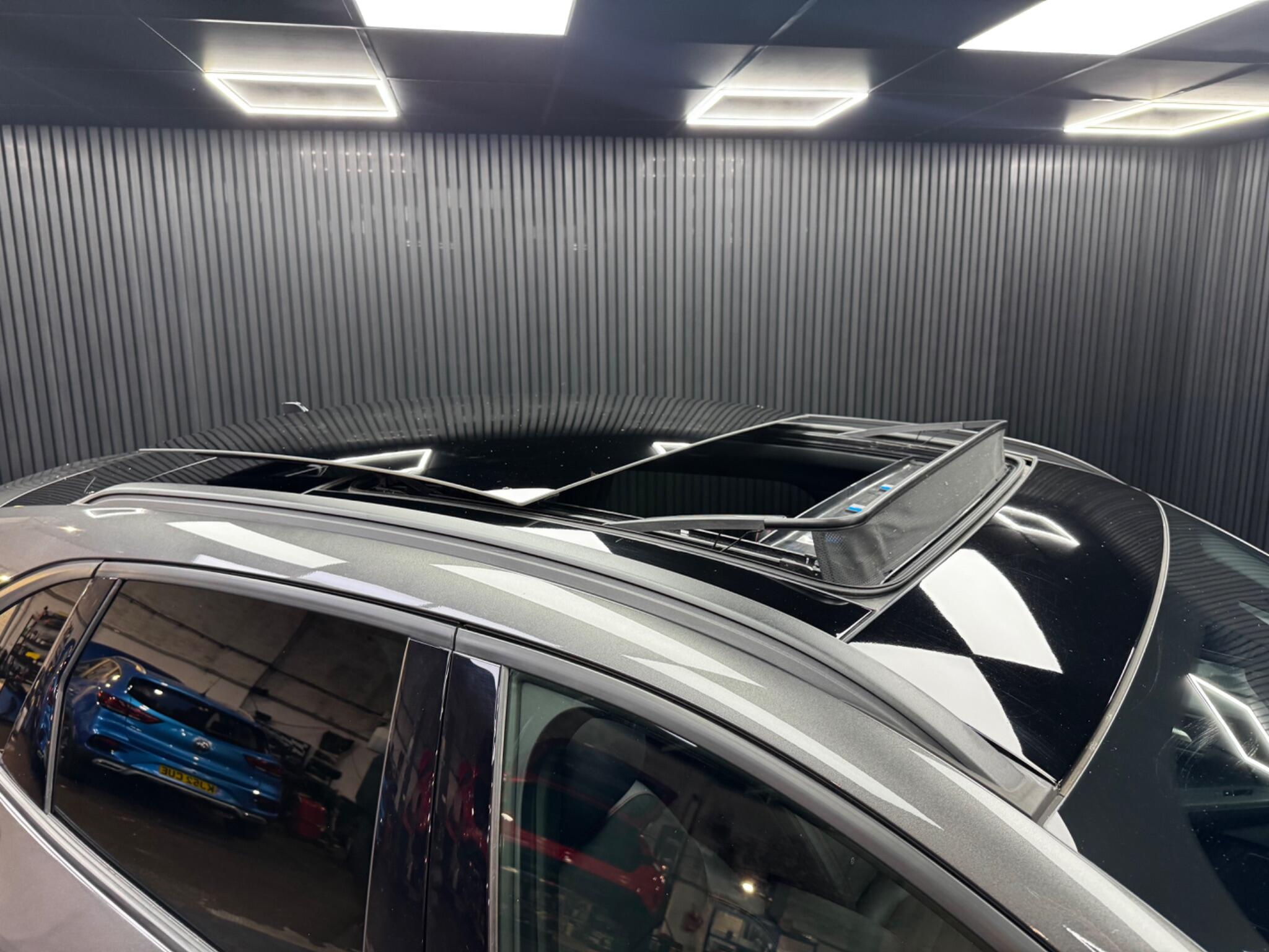 Ford Kuga view 8