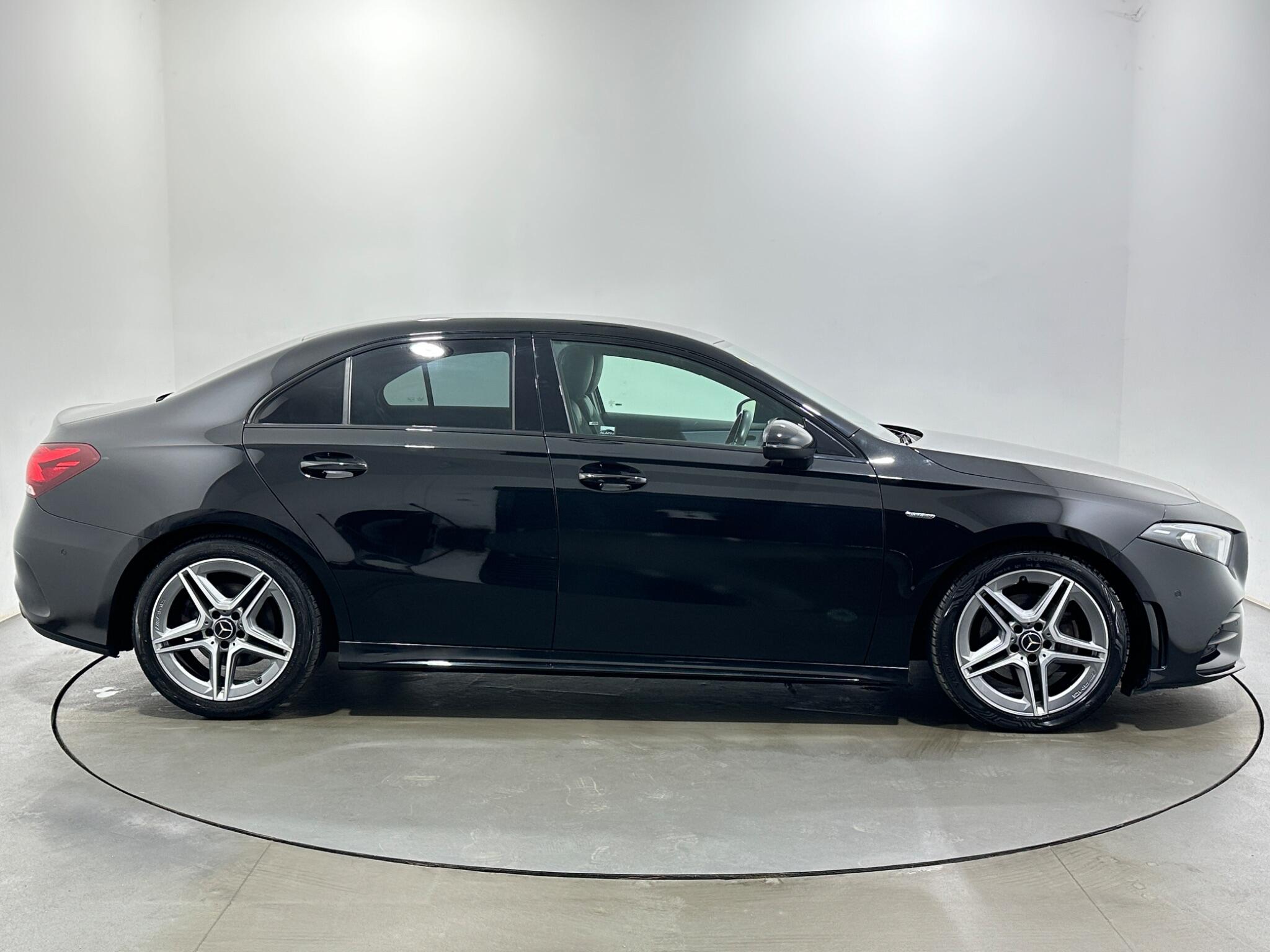 Mercedes-Benz A-Class view 9