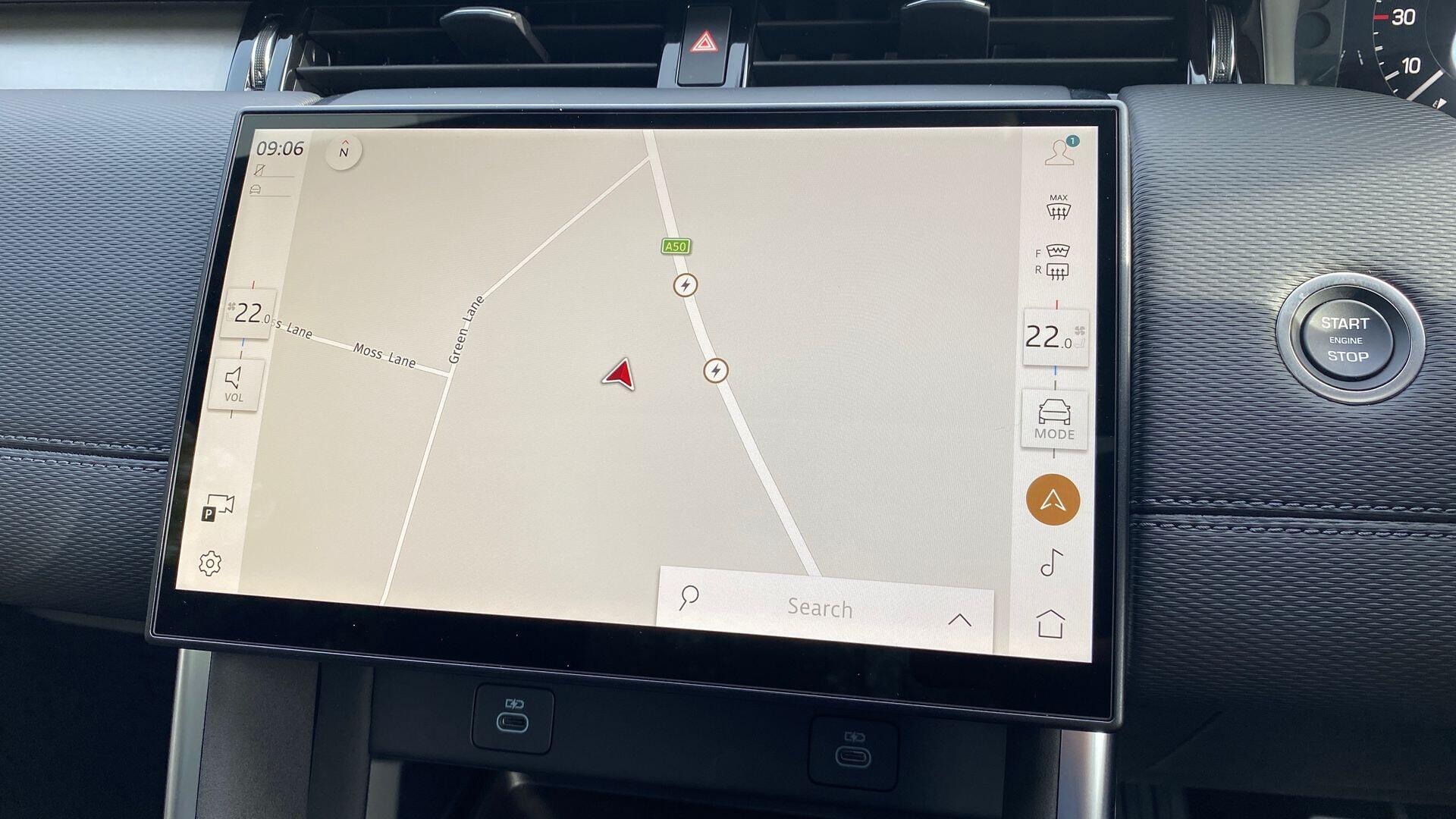 Land Rover Discovery Sport view 12