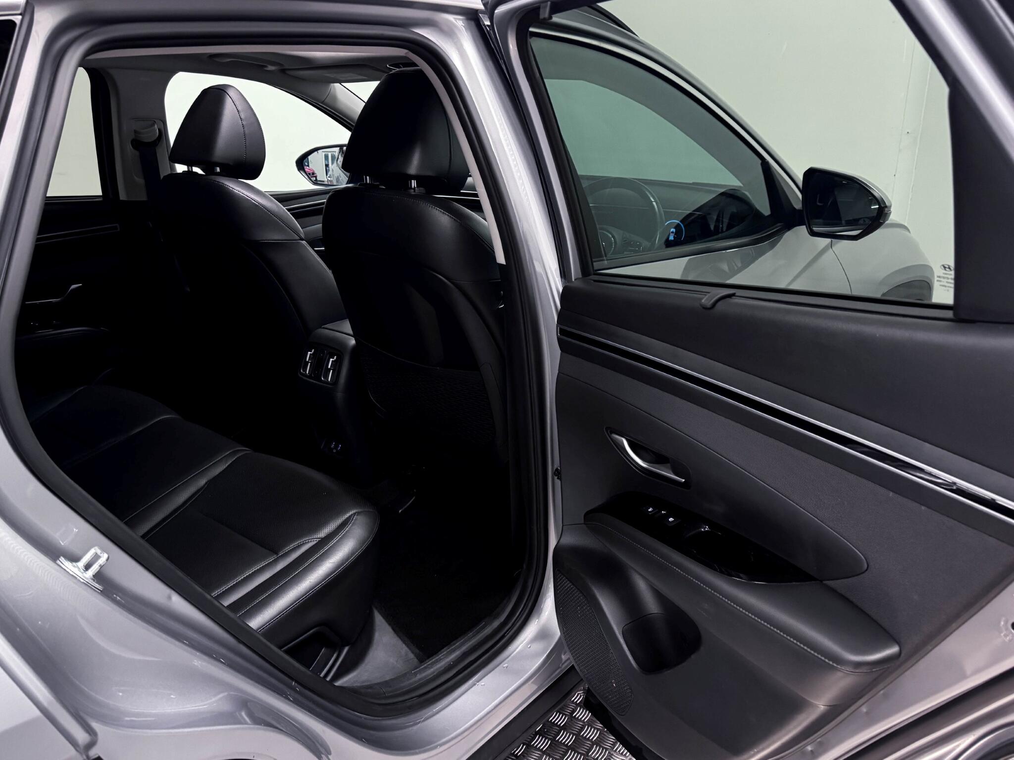Hyundai Tucson view 9
