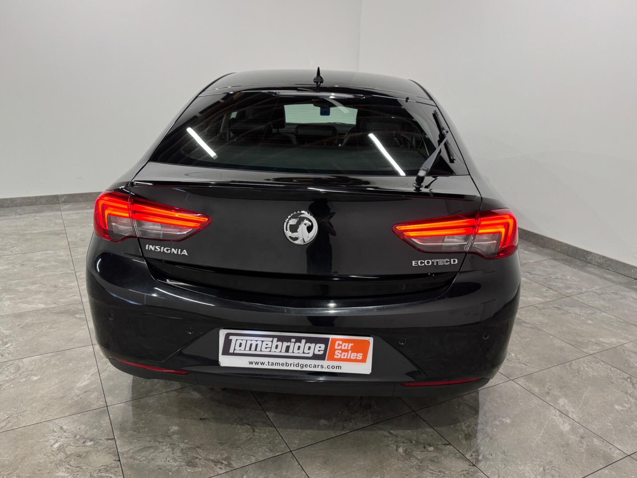 Vauxhall Insignia view 7