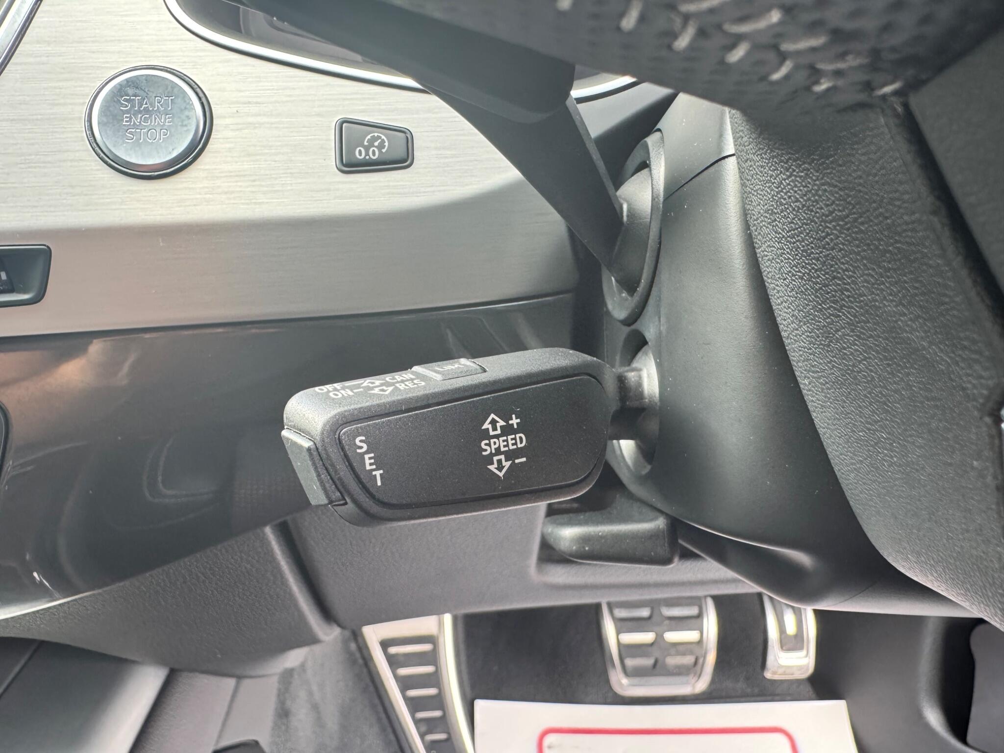 Audi Q7 view 27