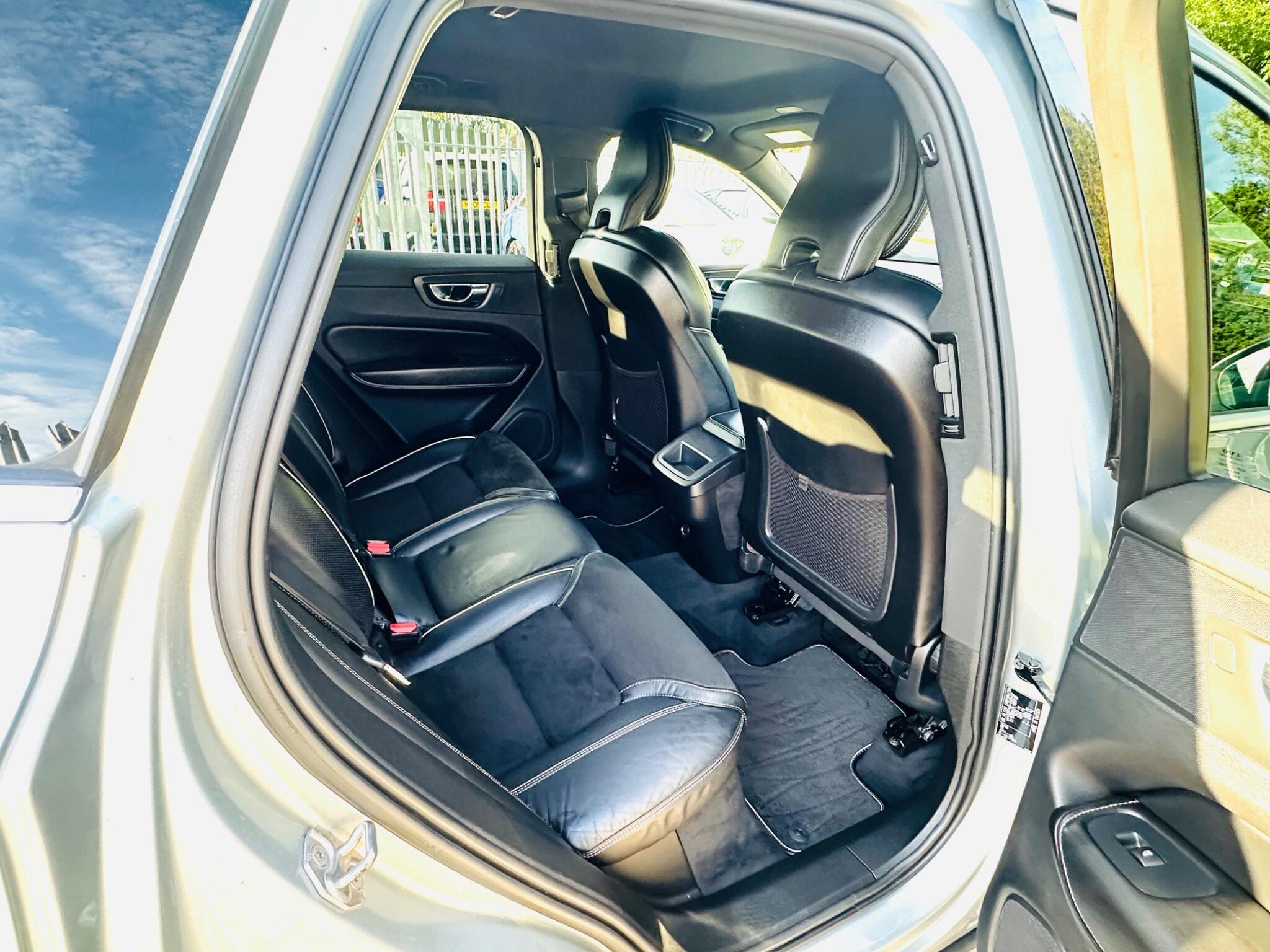 Volvo XC60 view 56