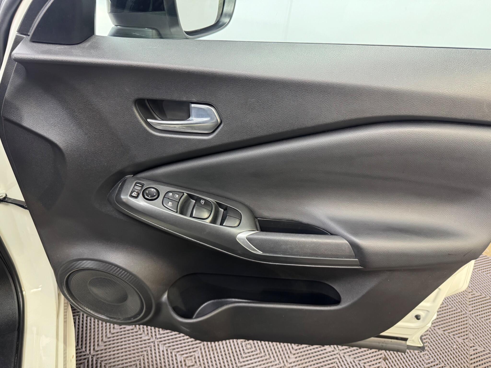 Nissan Juke view 26
