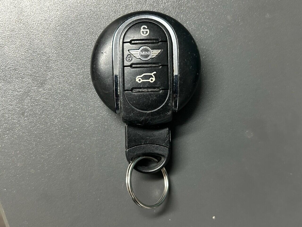 Mini Clubman view 49