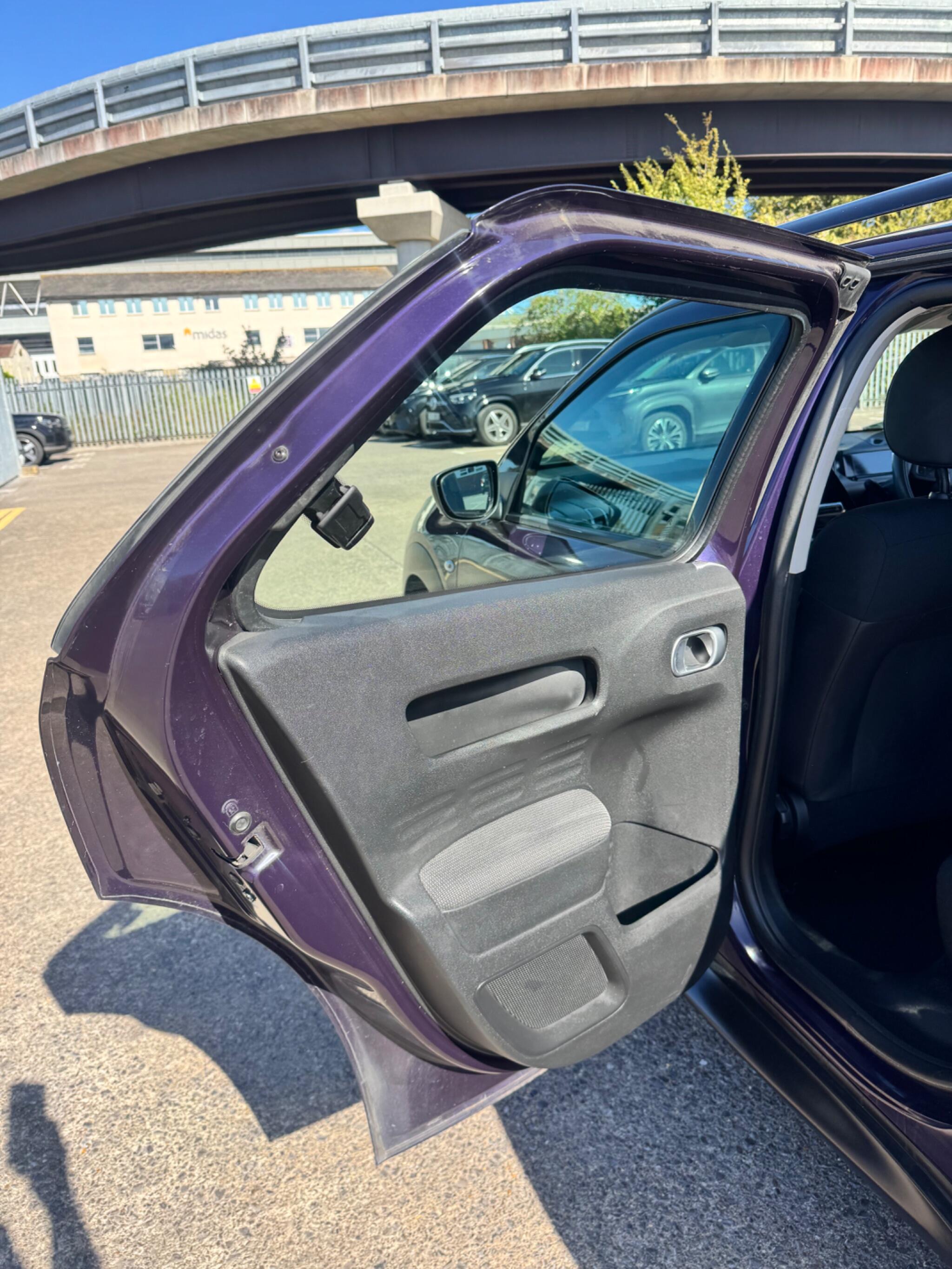 Citroen C4 Cactus view 34
