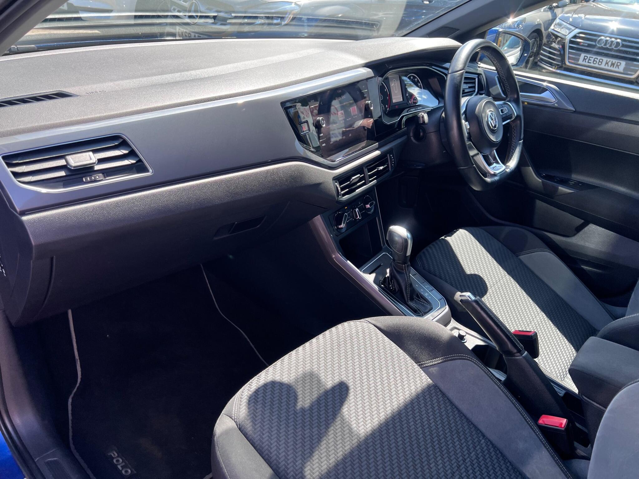 Volkswagen Polo view 37