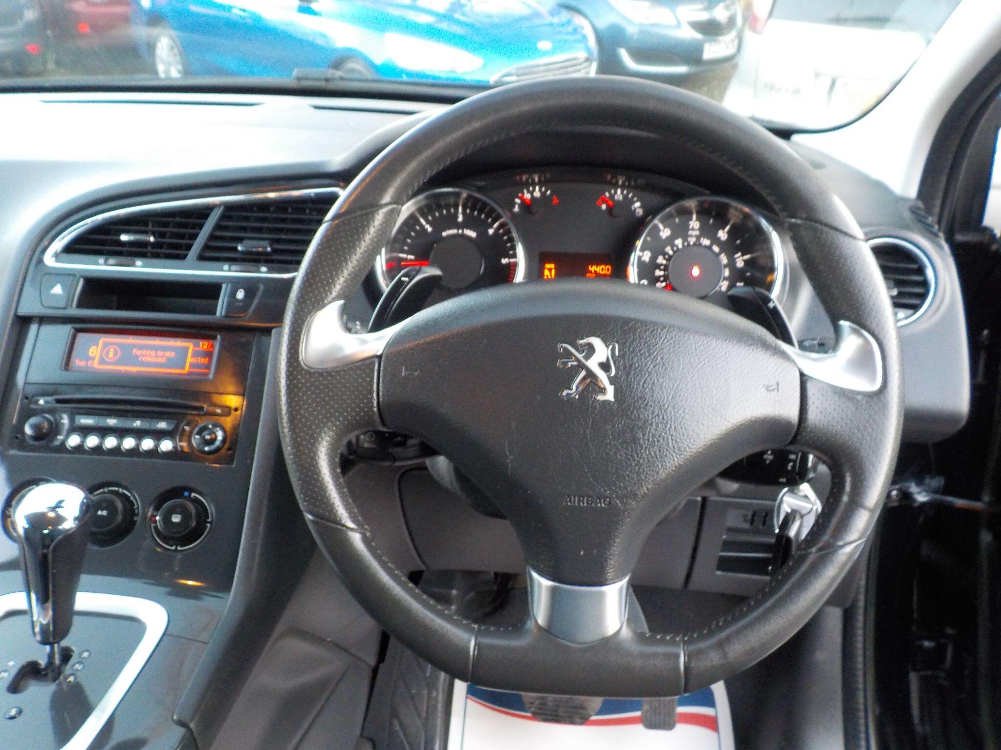 Peugeot 5008 1.6 e-HDi Active EGC Euro 5 (s/s) 5dr