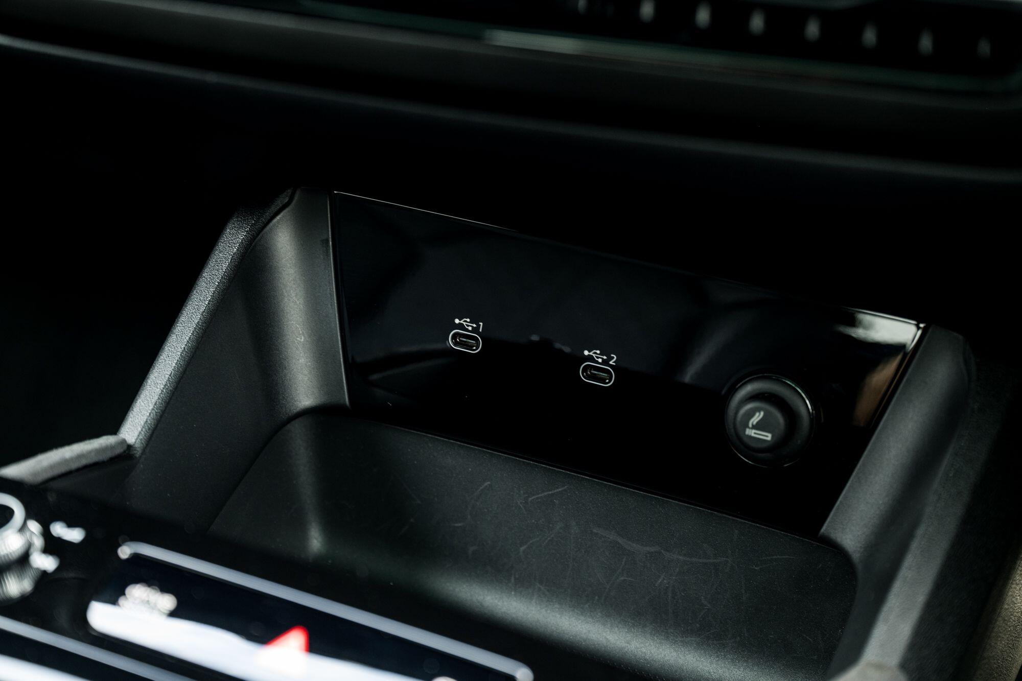 Audi SQ6 E-Tron view 52