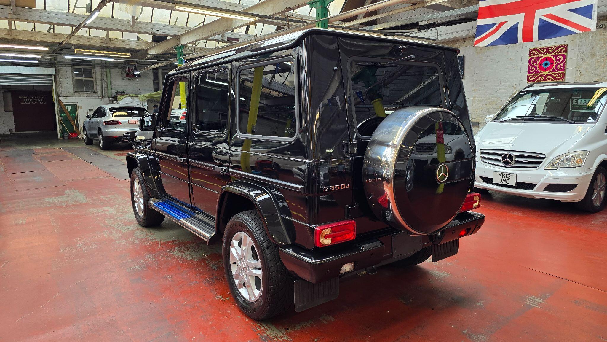 Mercedes-Benz G-Class view 59