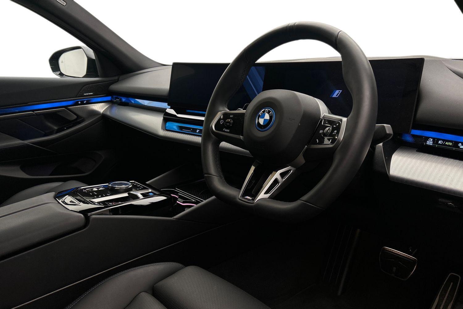 BMW i5 view 7