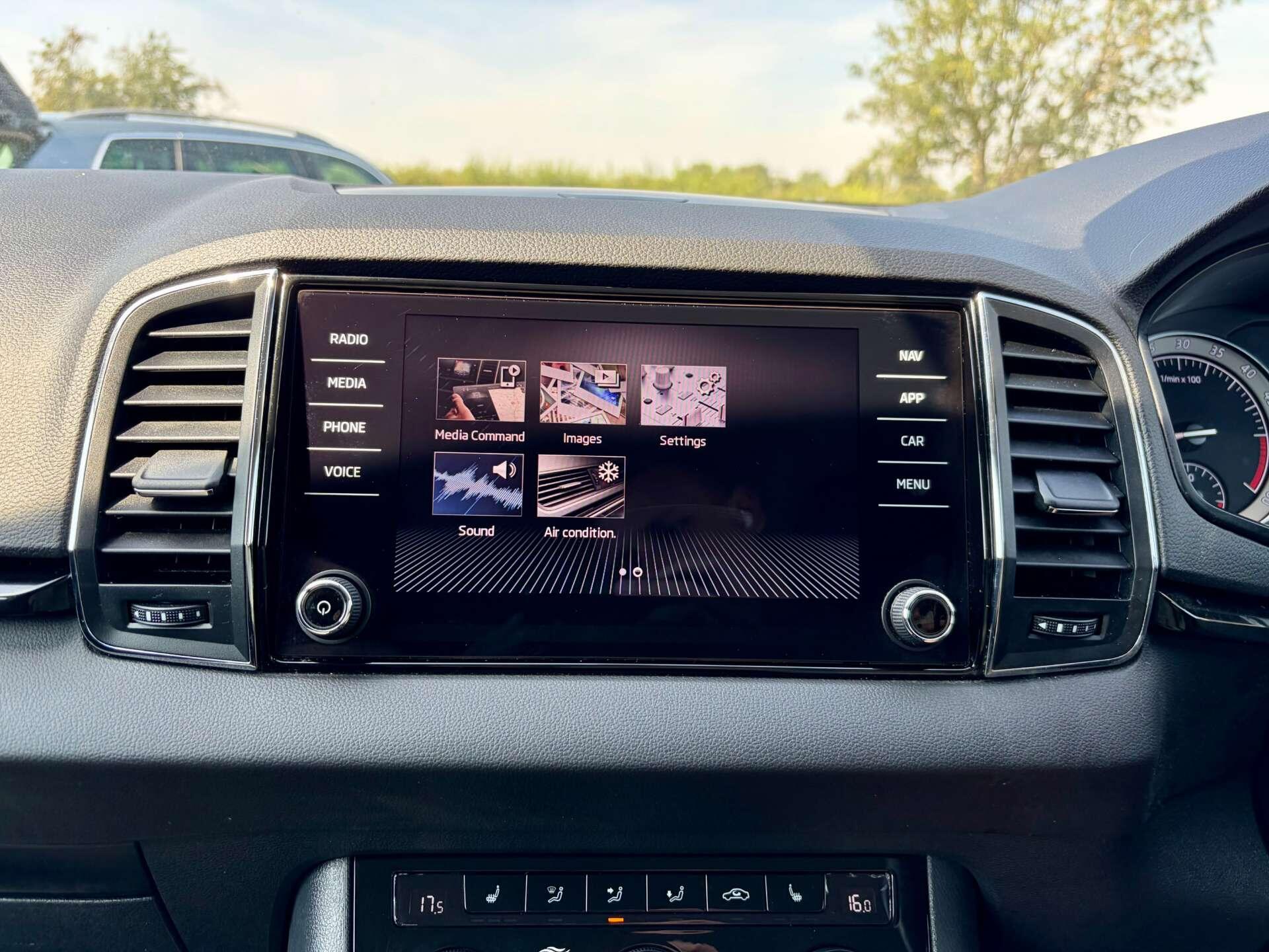 Skoda Karoq view 44