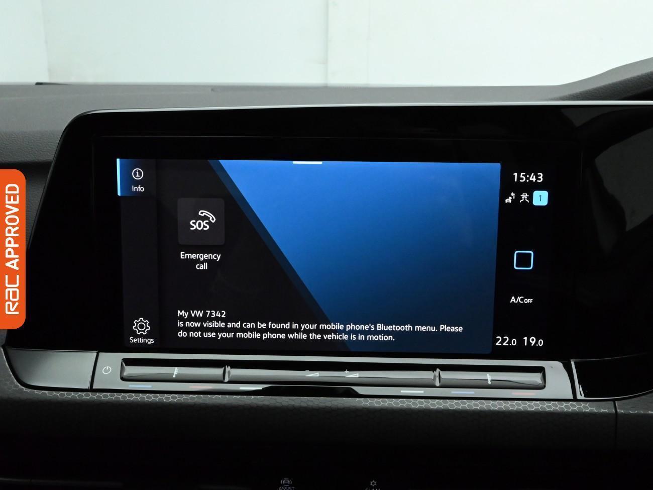 Volkswagen Golf view 17