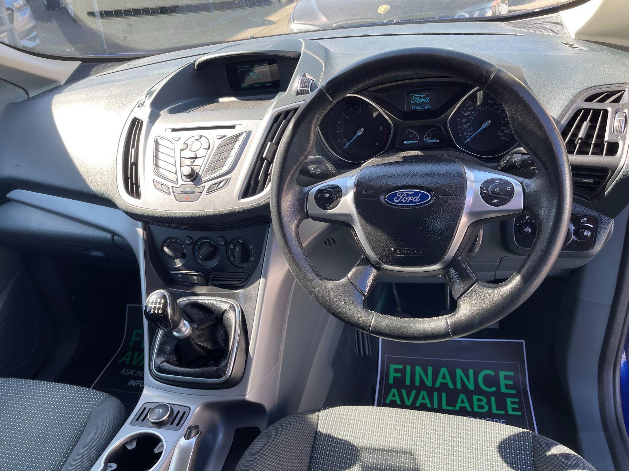 Ford C-Max view 28
