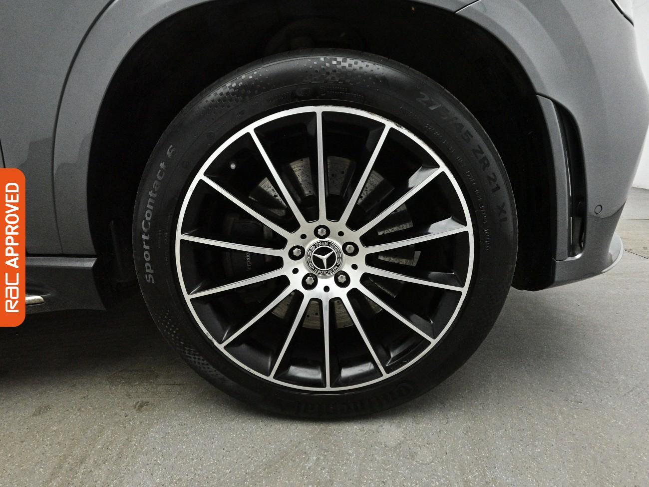 Mercedes-Benz GLE view 32