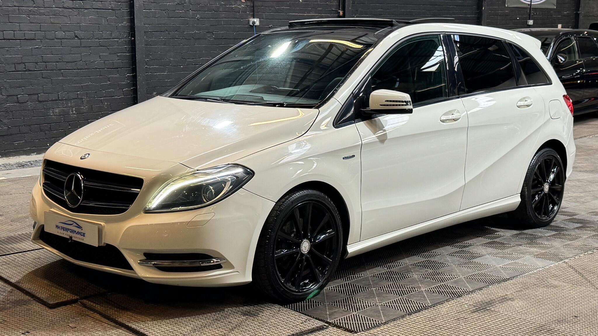 Mercedes-Benz B Class view 17