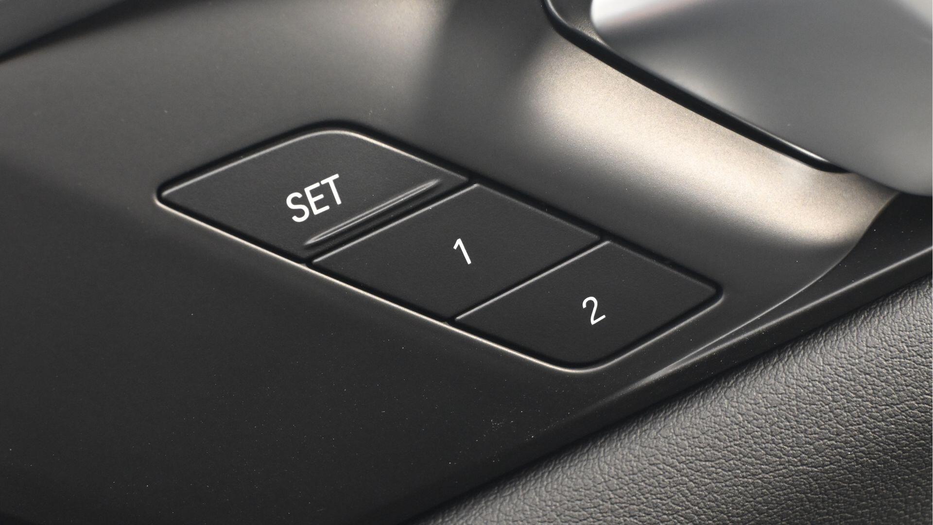 BMW X5 view 29