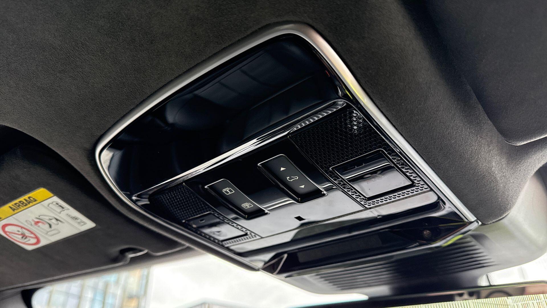Land Rover Range Rover Sport view 45