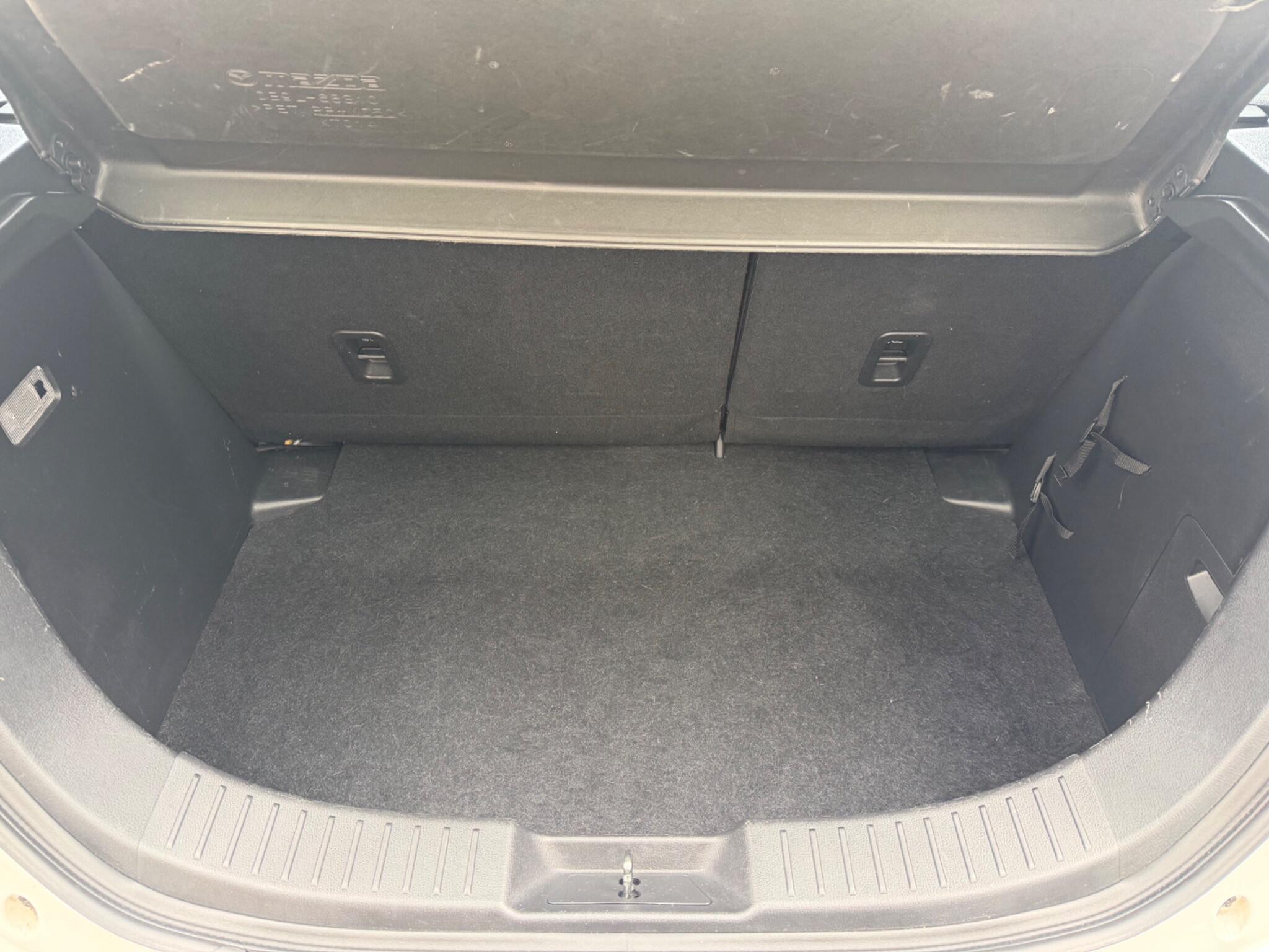 Mazda Skyactiv-G view 19