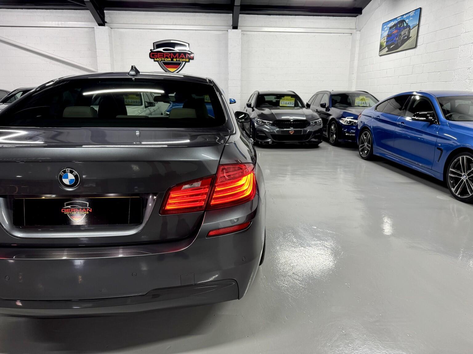 BMW 5 Series view 26
