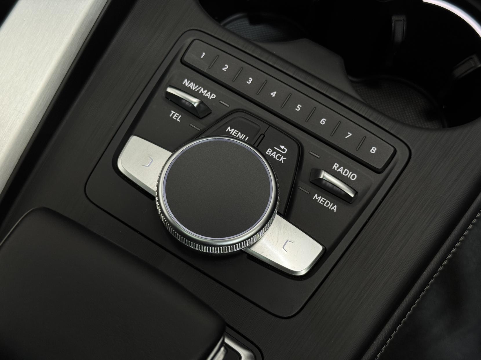 Audi S4 Avant view 38