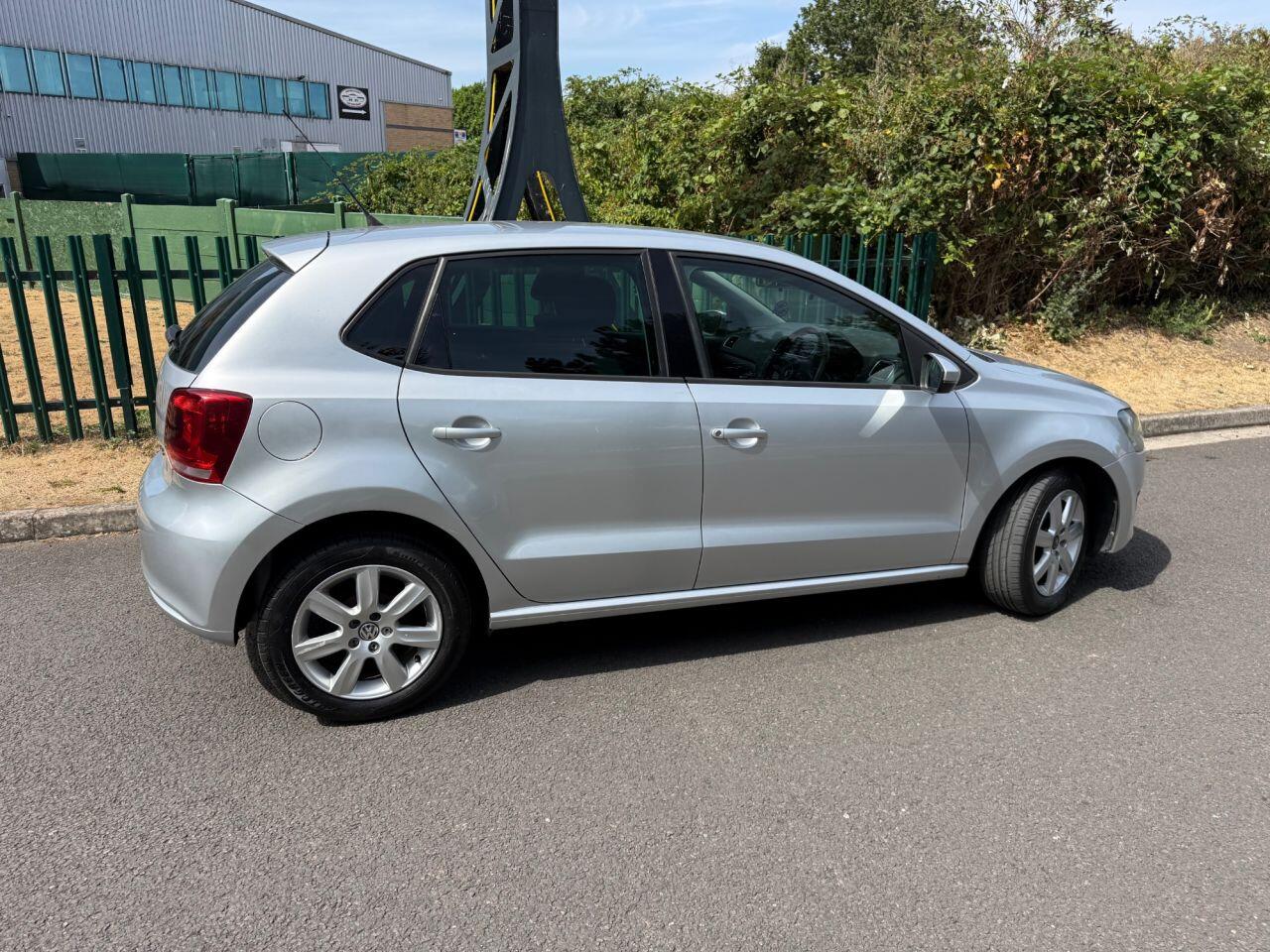 Volkswagen Polo view 16