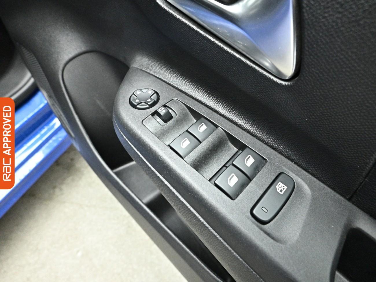 Vauxhall Corsa view 25