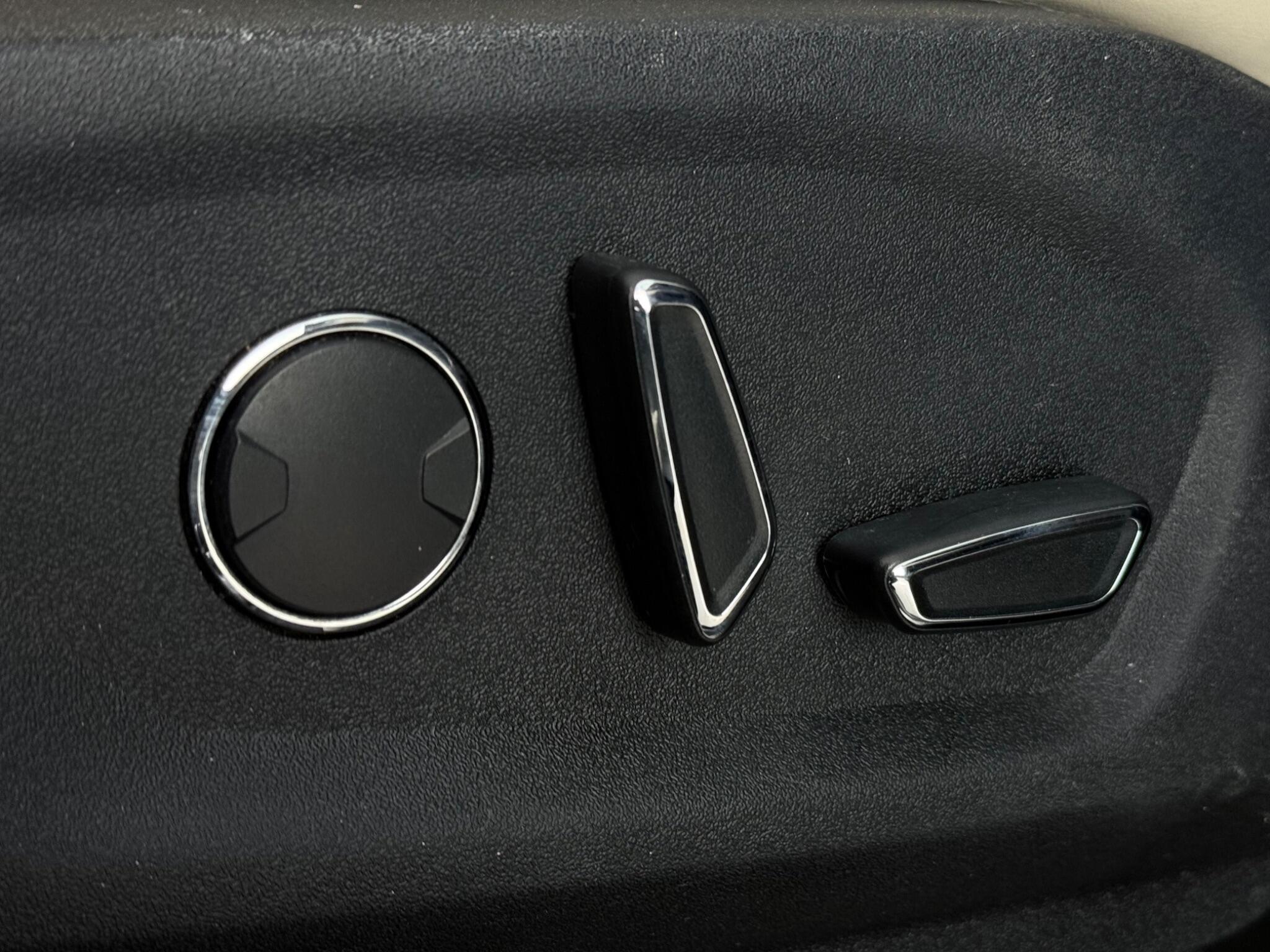 Ford S-Max view 17