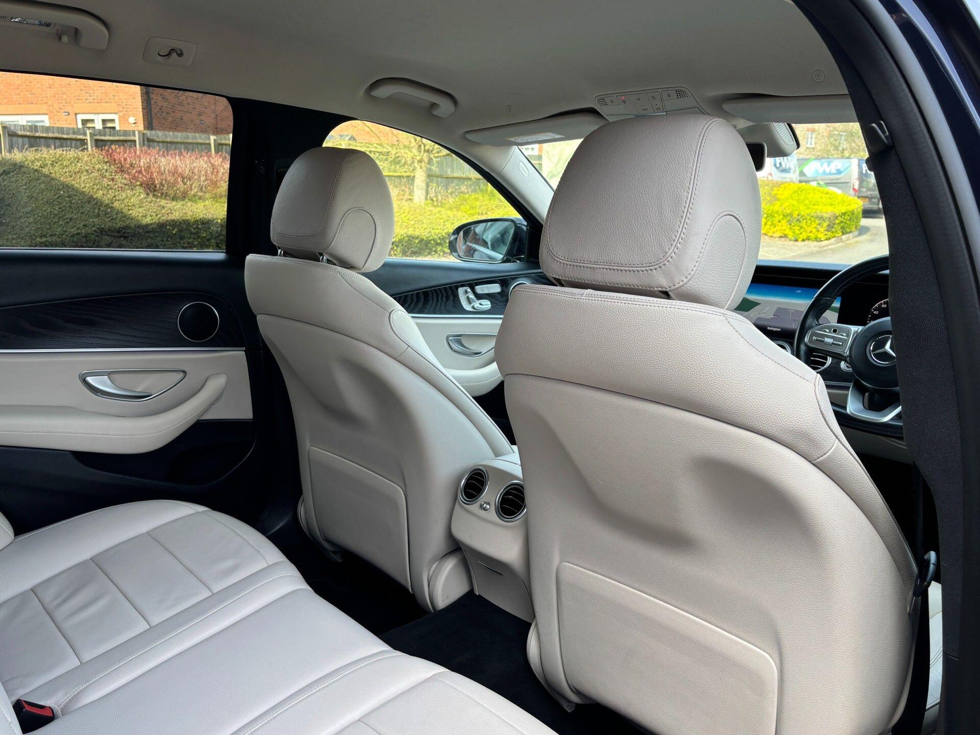 Mercedes-Benz E-Class view 32