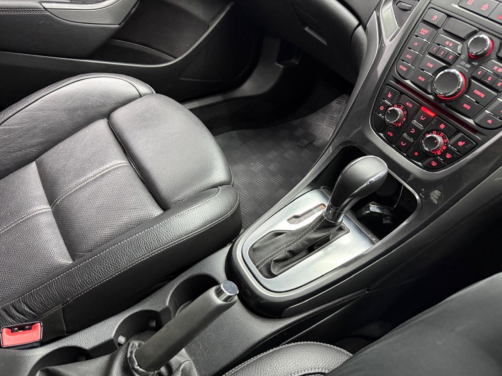 Vauxhall Astra view 15