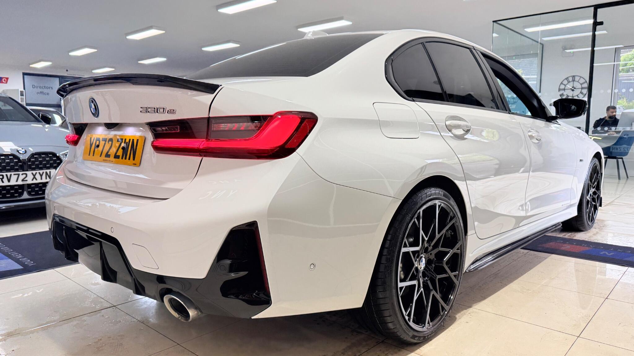 BMW 3 Series view 48