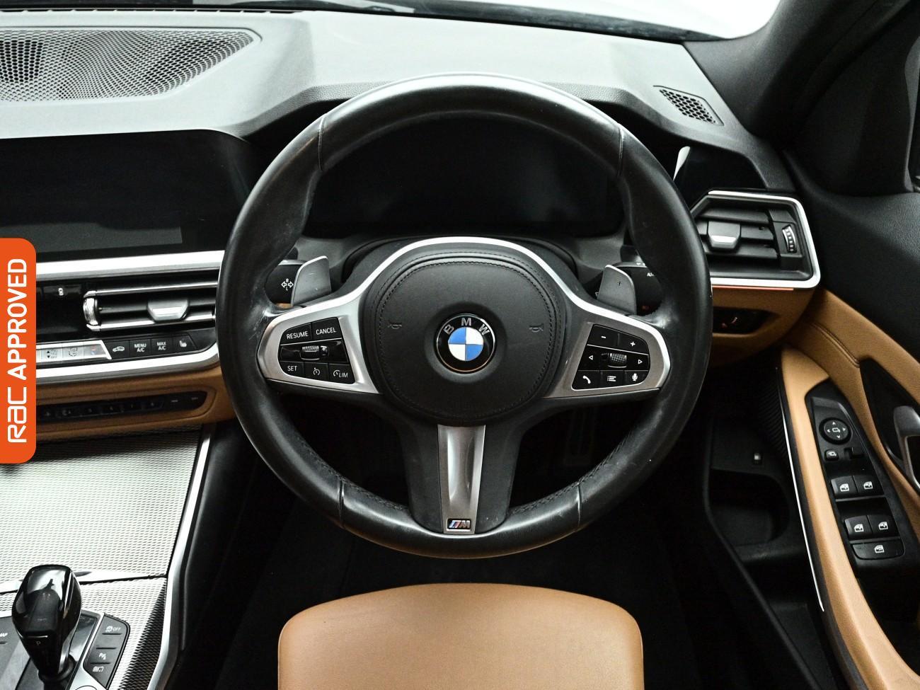 BMW 3 Series view 9