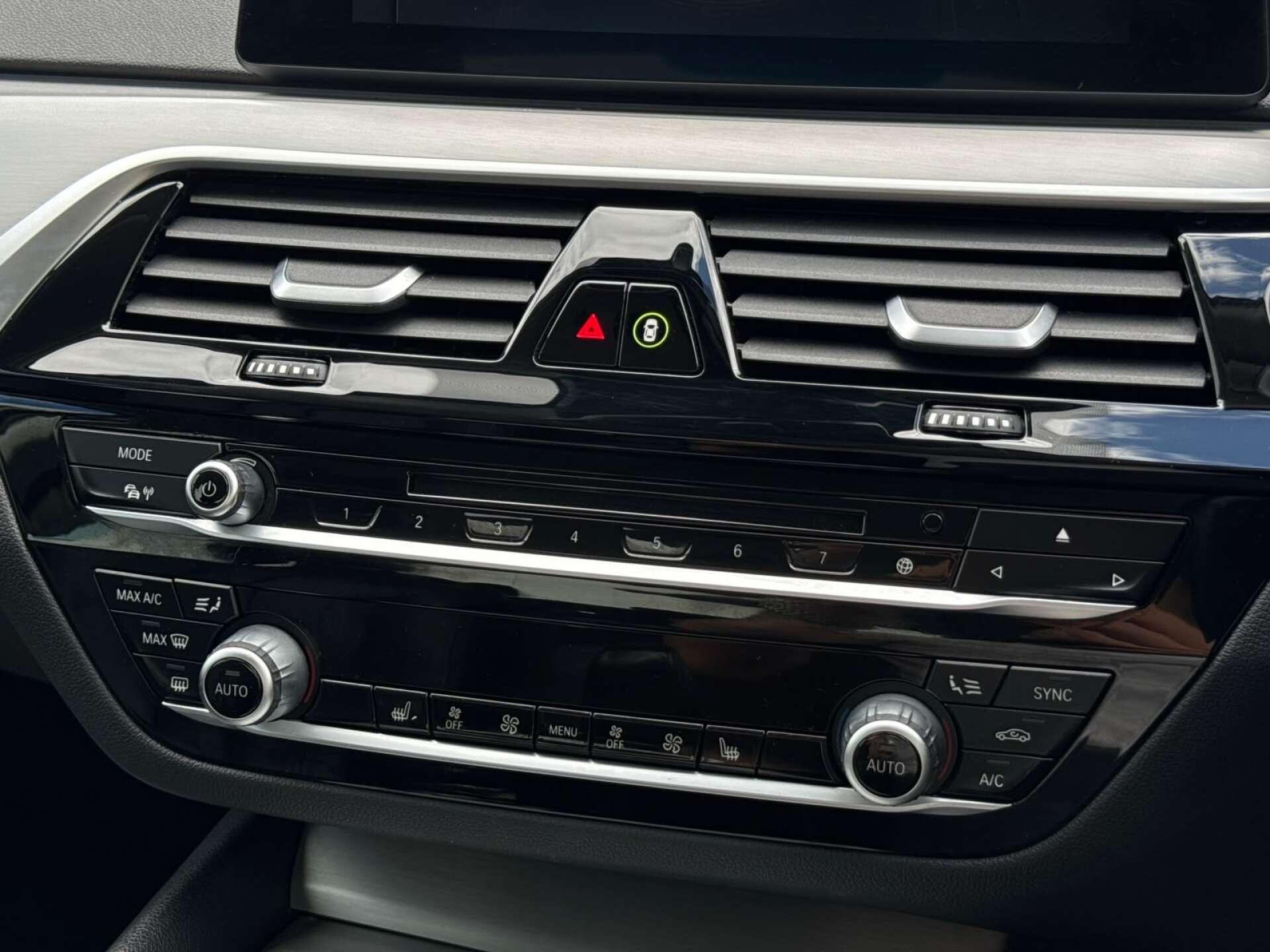 BMW 5 Series view 64