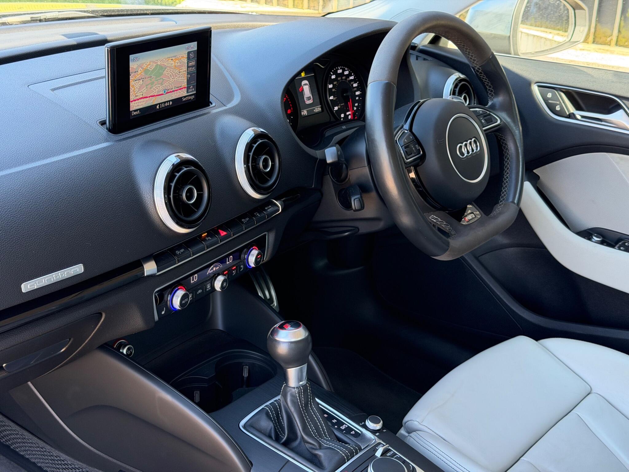 Audi RS3 view 16