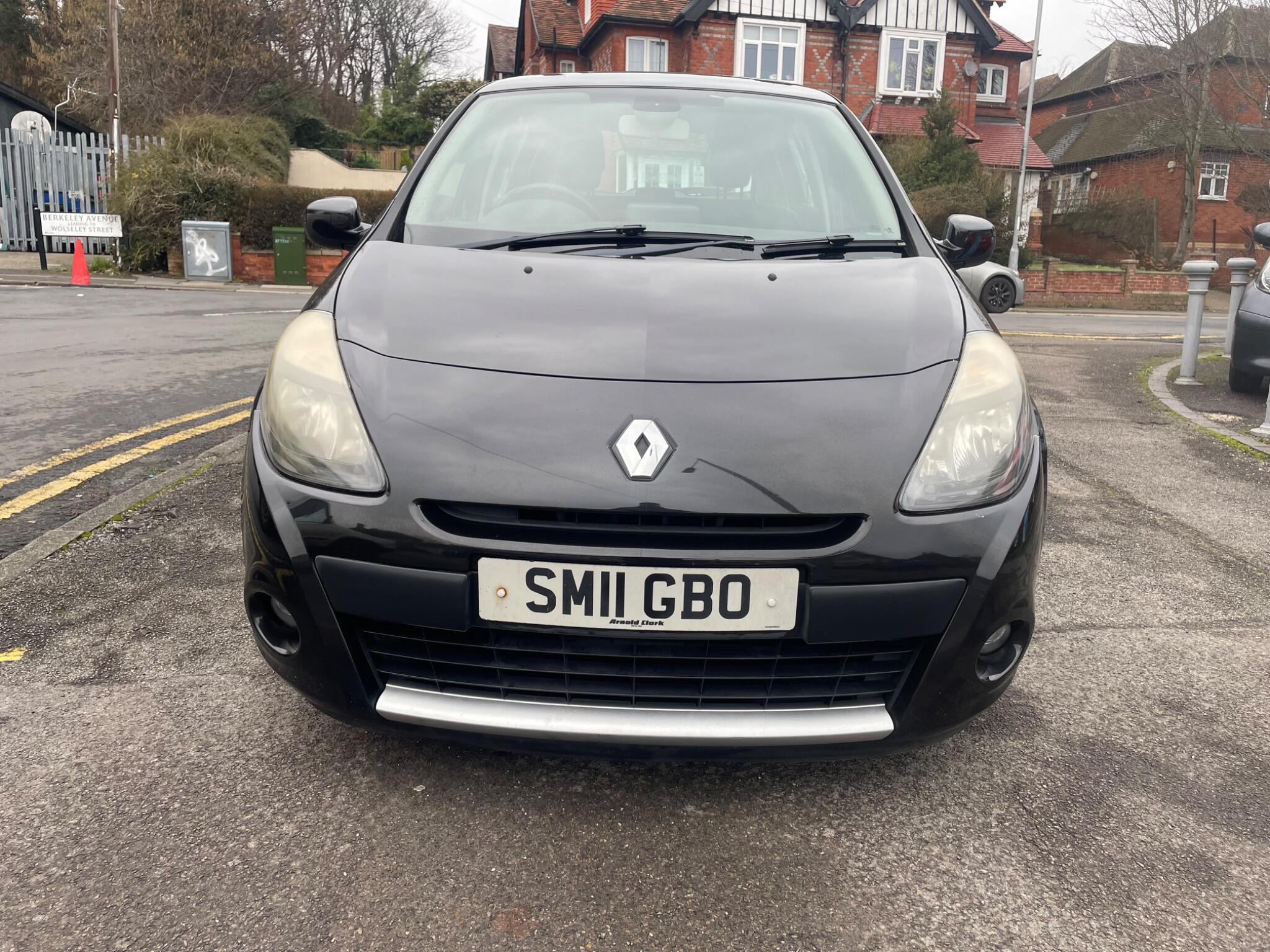 2011 Renault Clio image 2