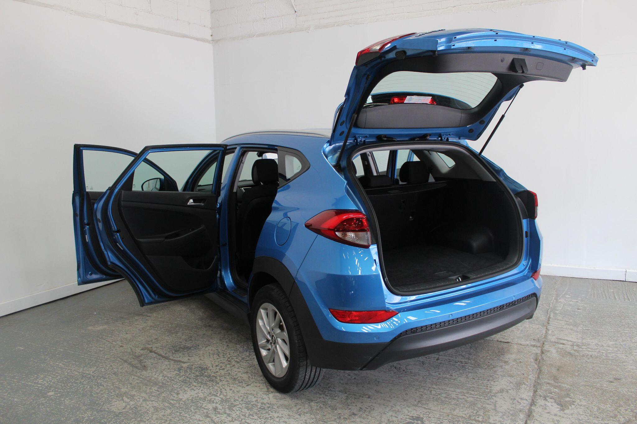Hyundai Tucson view 21