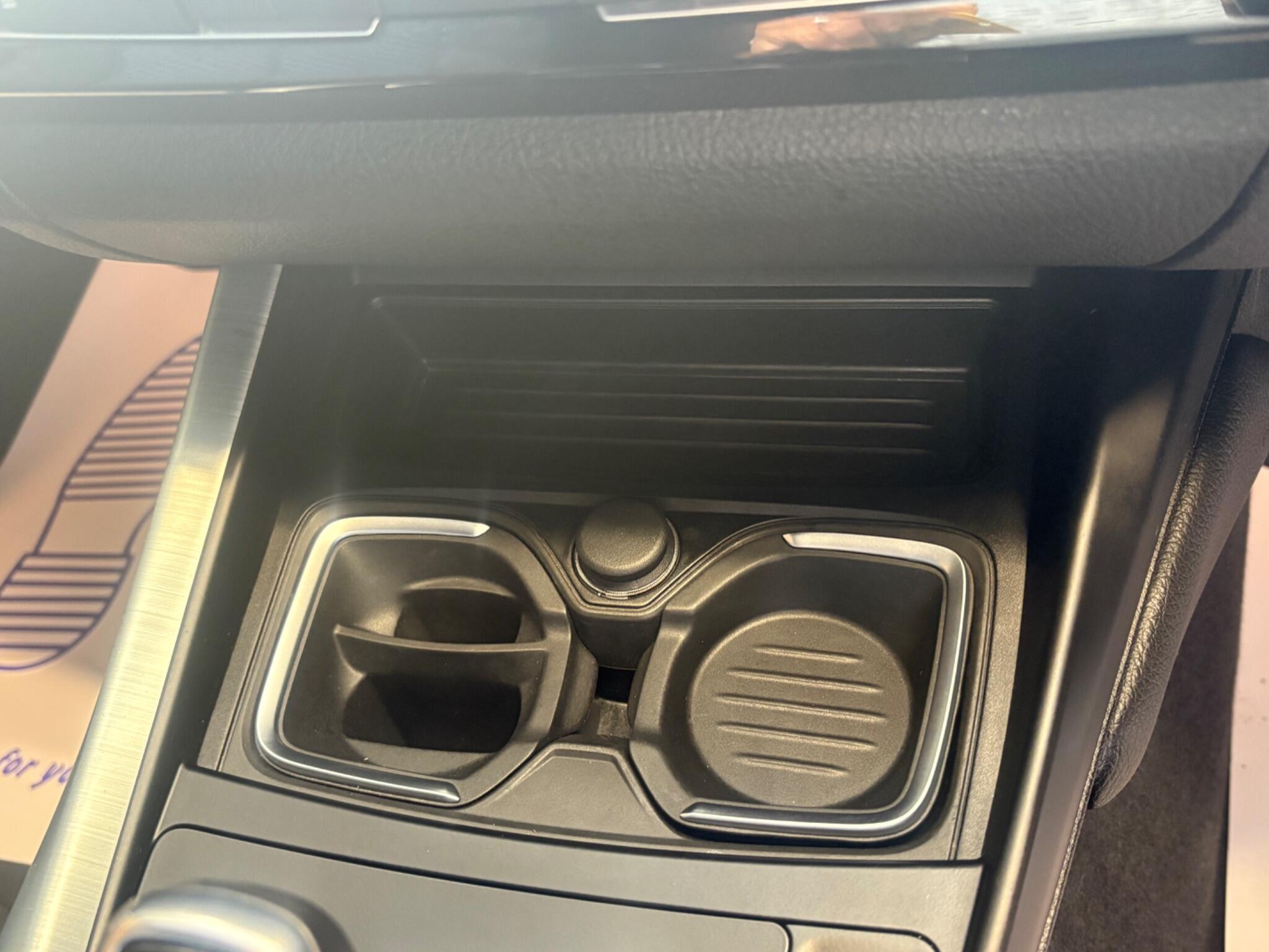 BMW 1 Series view 32