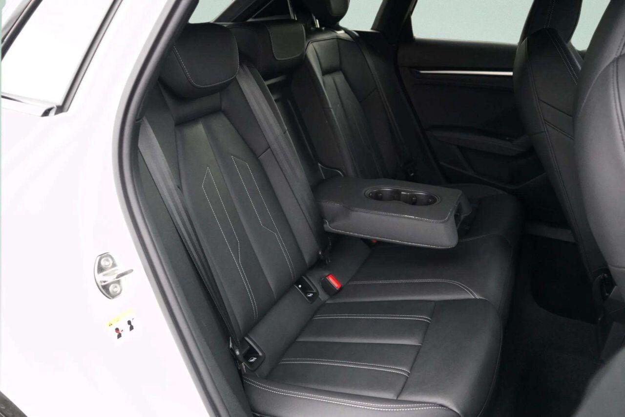 Audi A3 view 49