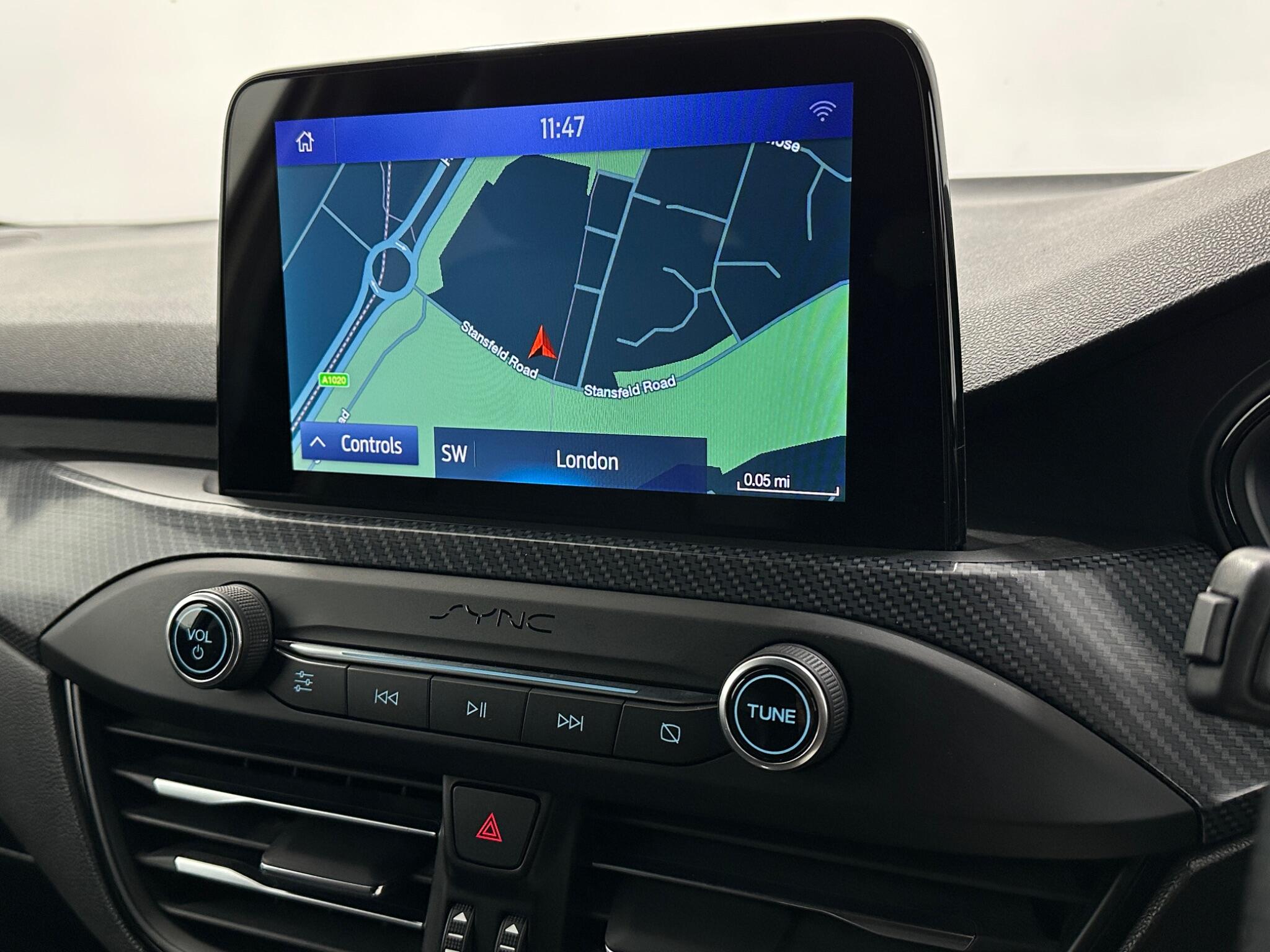 Ford Focus view 22