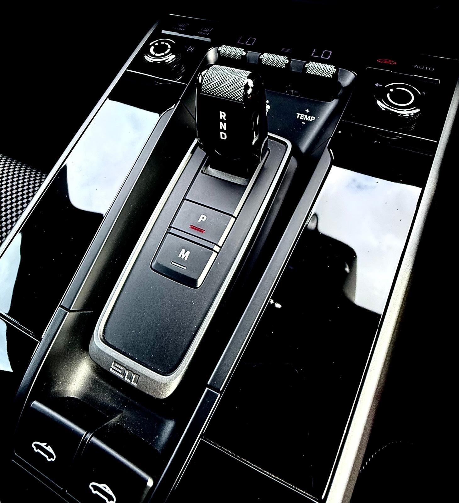 Porsche 911 view 94