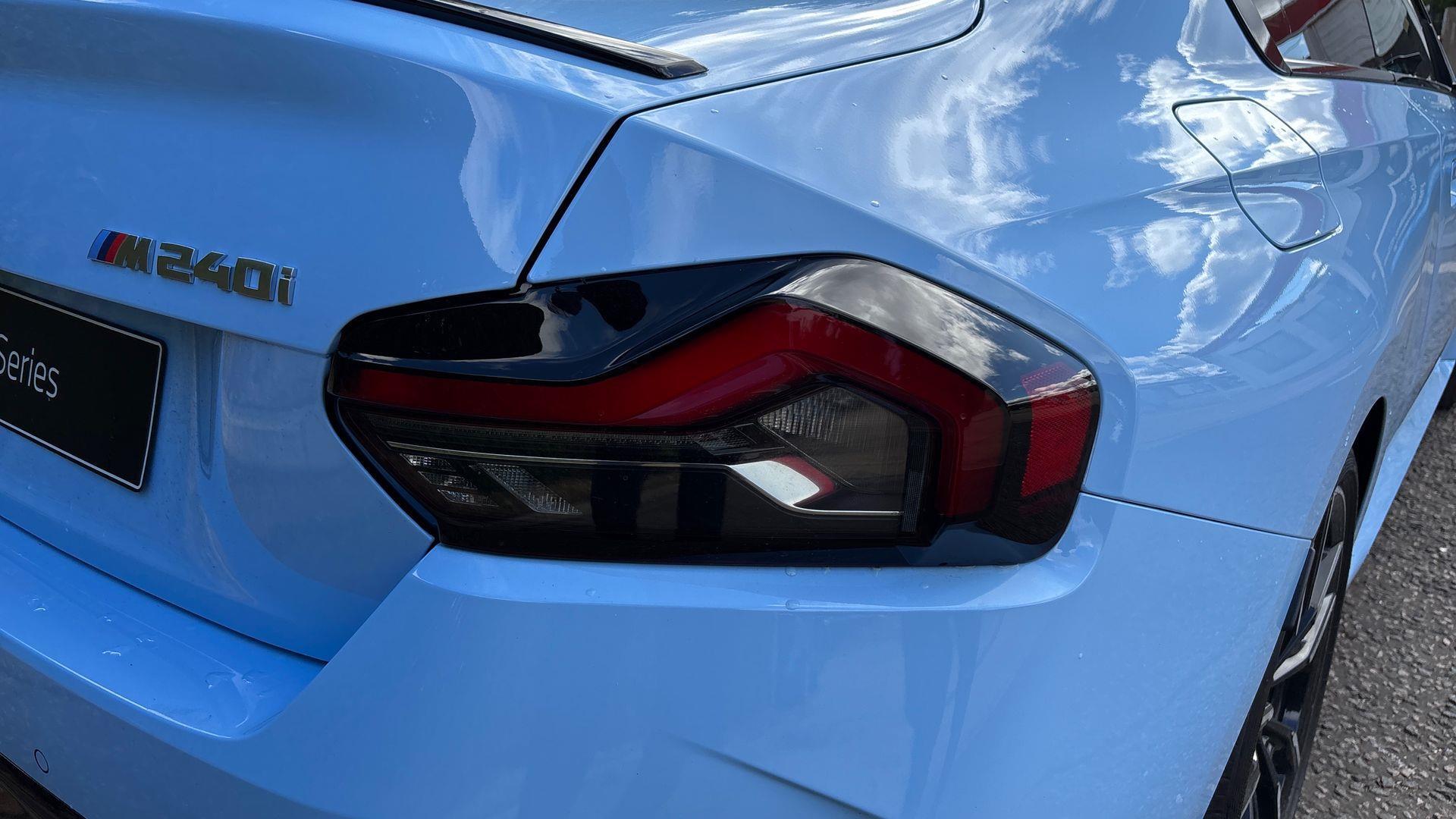 BMW 2 Series view 22