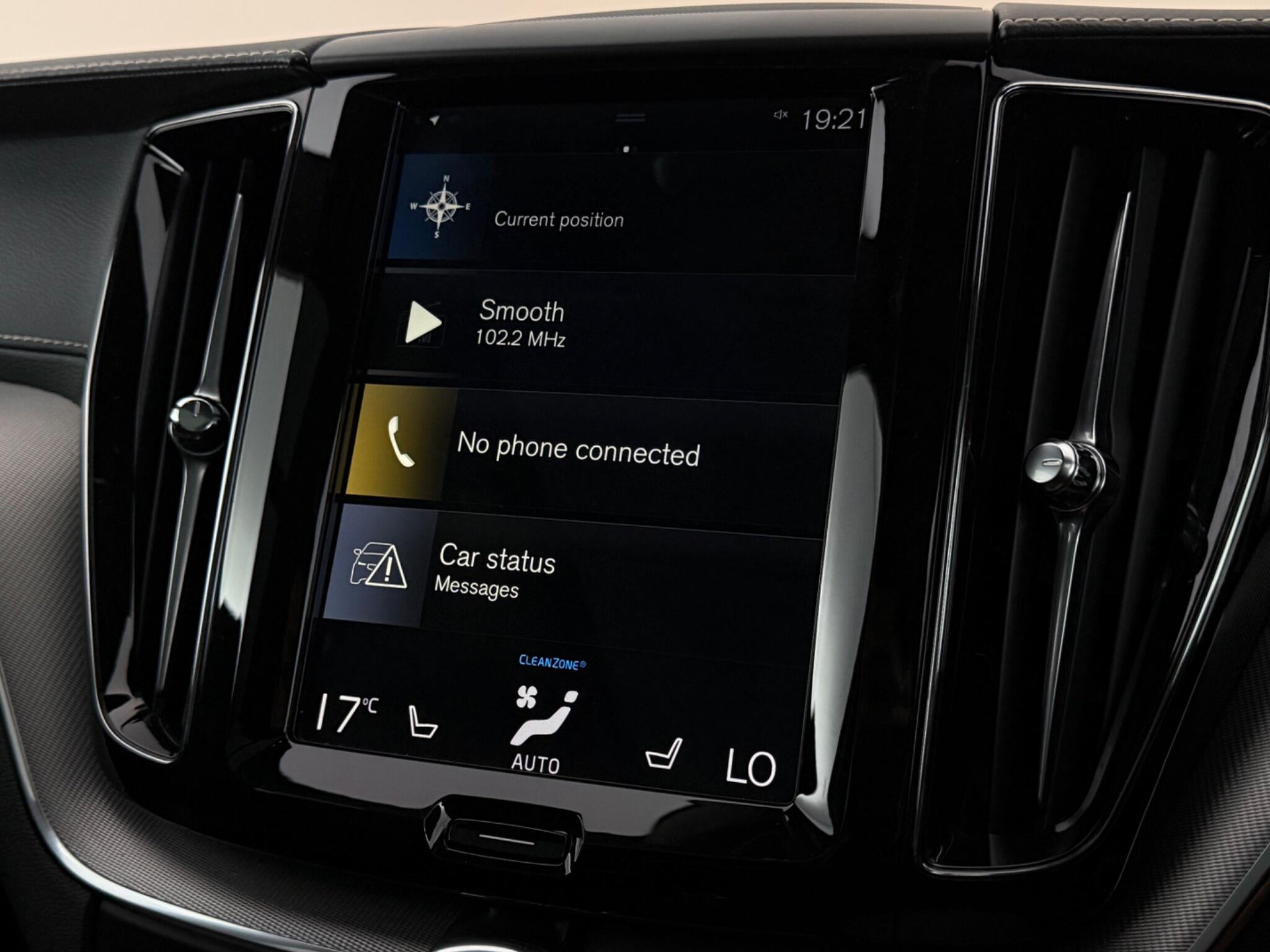 Volvo XC60 view 31
