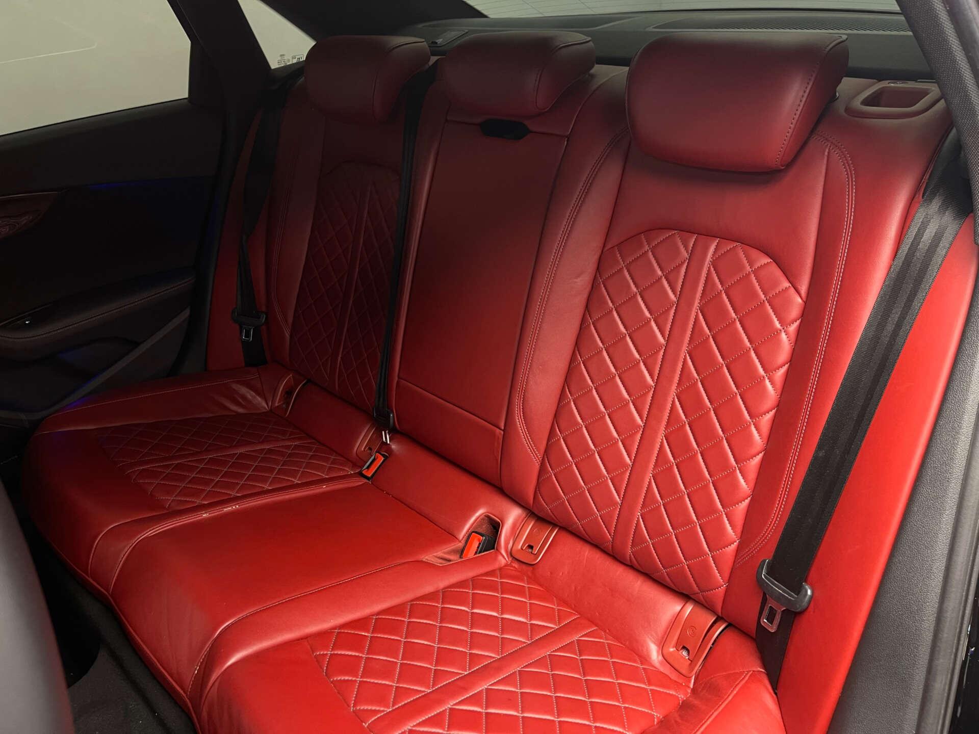 Audi S4 view 43