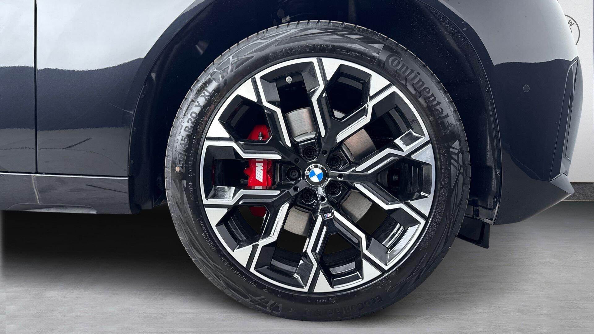 BMW X3 view 14