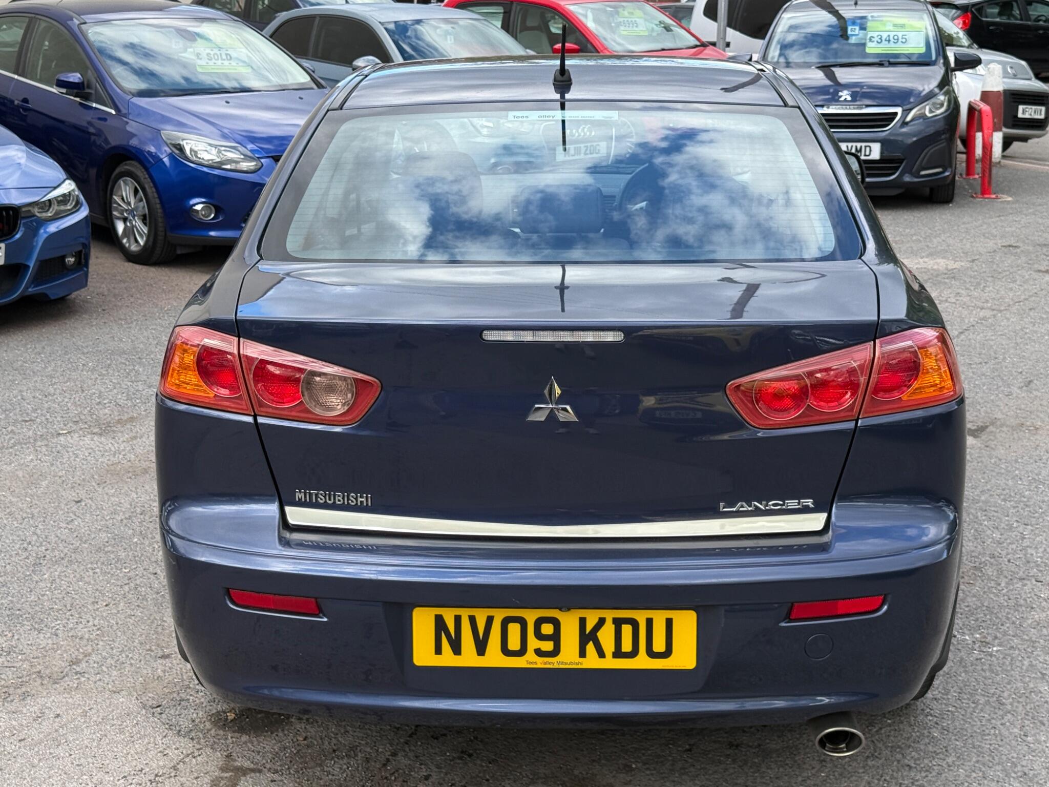 Mitsubishi Lancer - Image 16